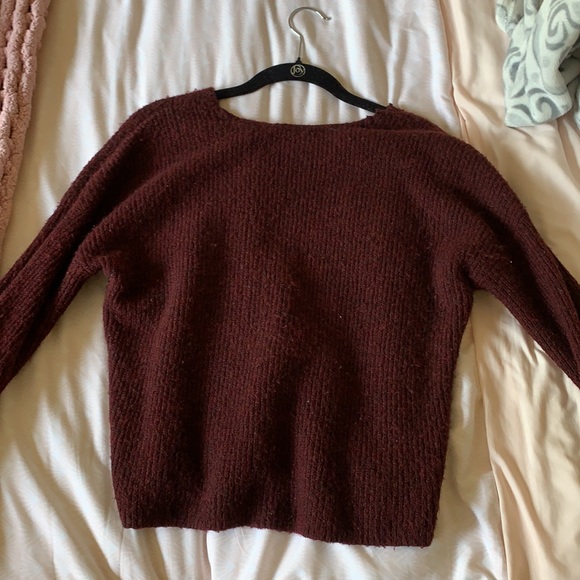 H&M sweater good for fall and winter - Picture 3 of 3